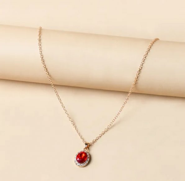 collar perla roja